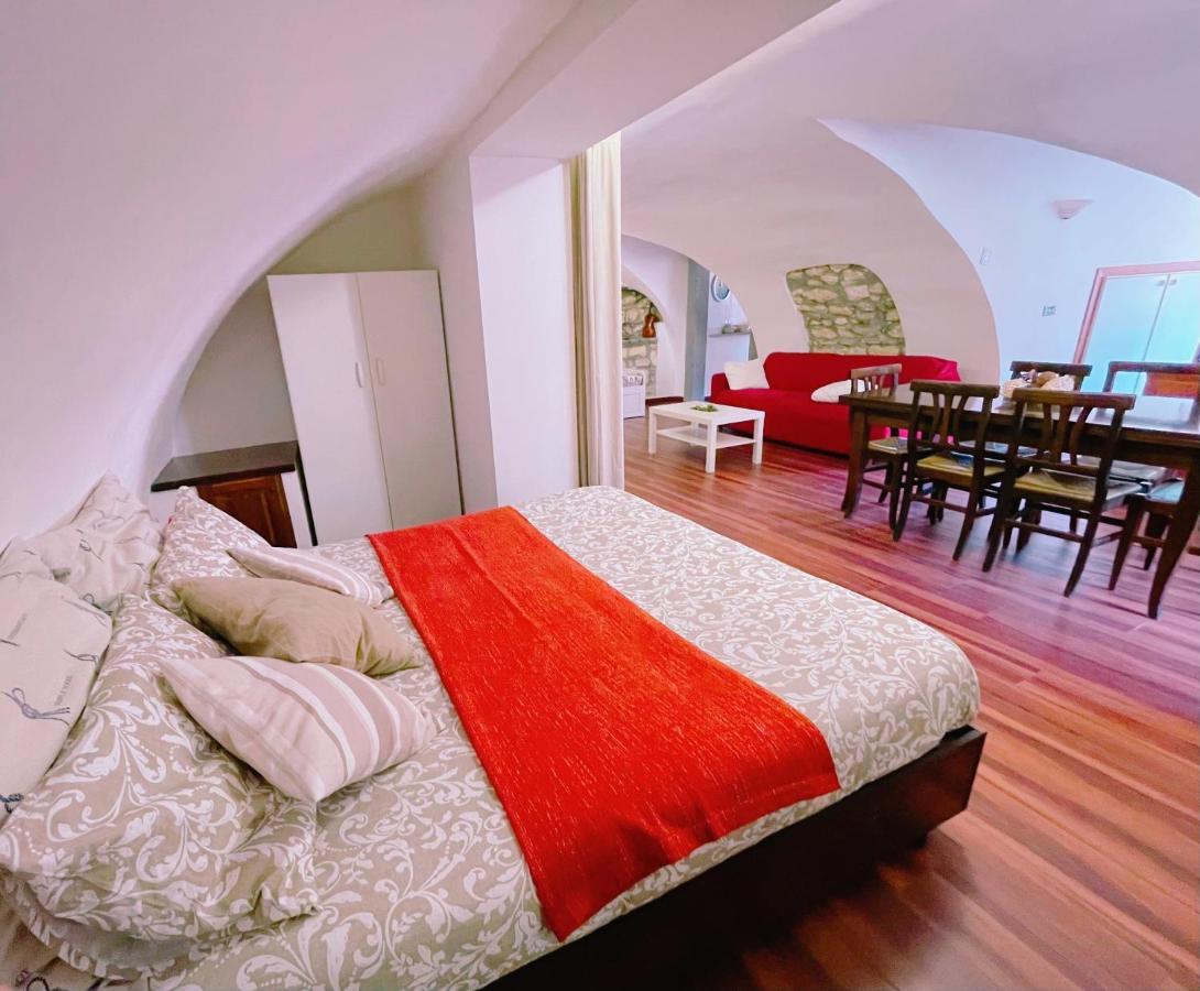 B&B Chiostro San Marco ตาร์กวิเนีย ภายนอก รูปภาพ